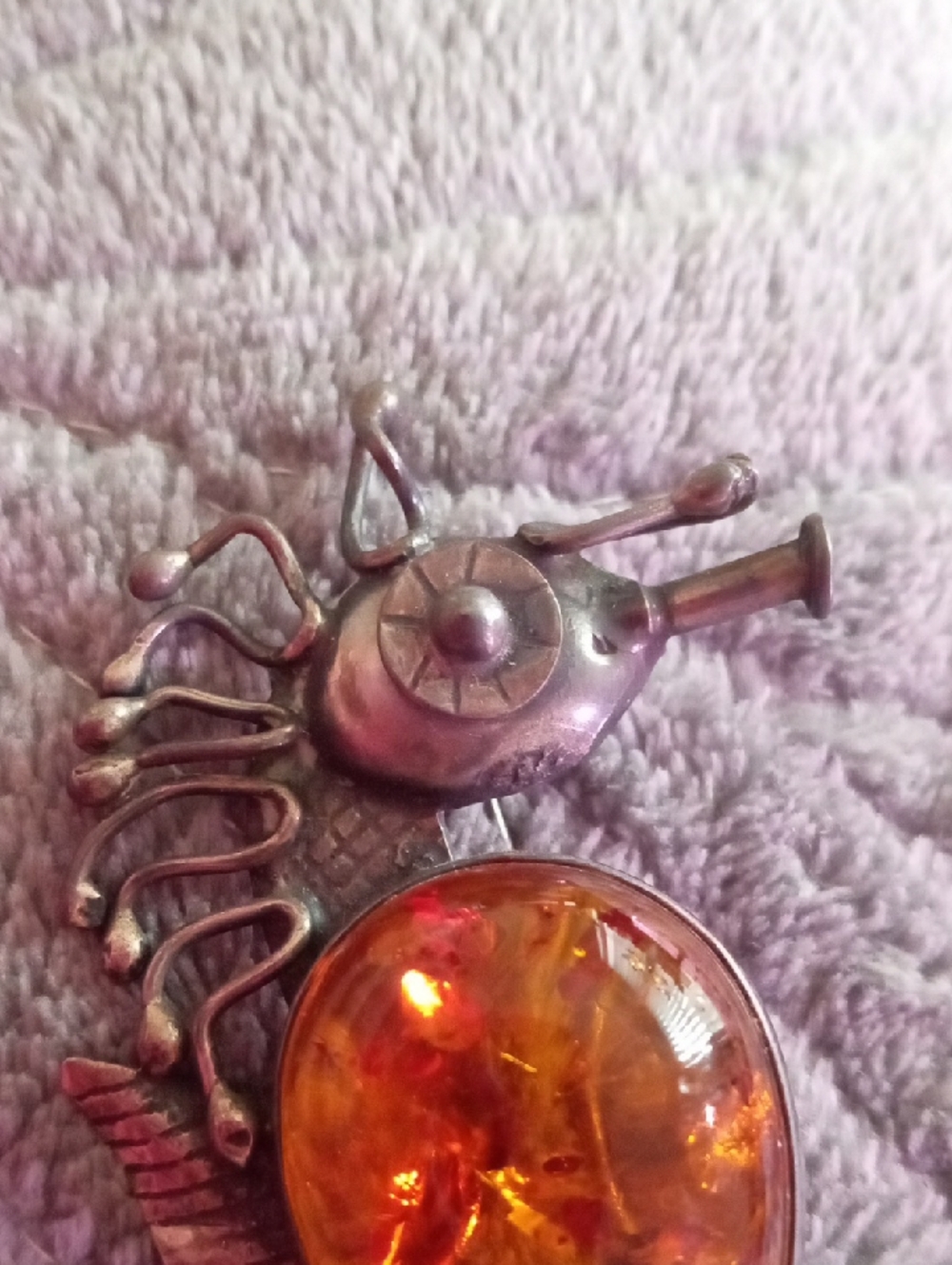 ANTIQUE Amber Seahorse Brooch - Amber Silver - Picture 3 of 7